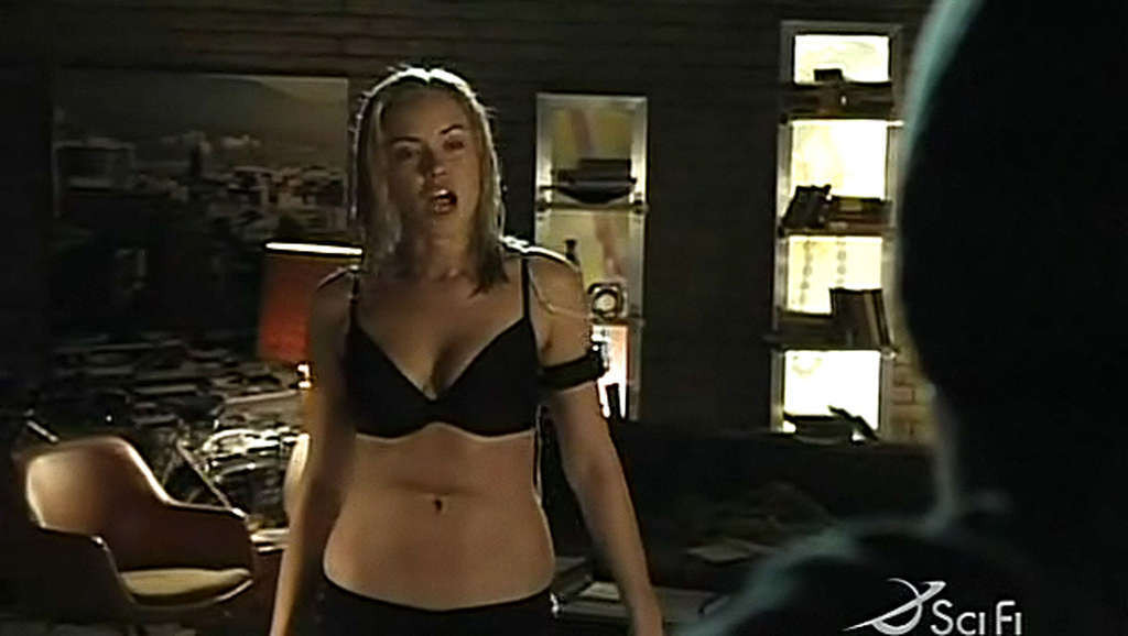 Kristanna Loken exposing her nice tits in movie and caught in lesbian kiss papar #75344724