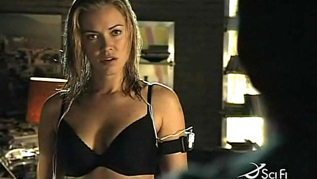 Kristanna Loken exposing her nice tits in movie and caught in lesbian kiss papar #75344732