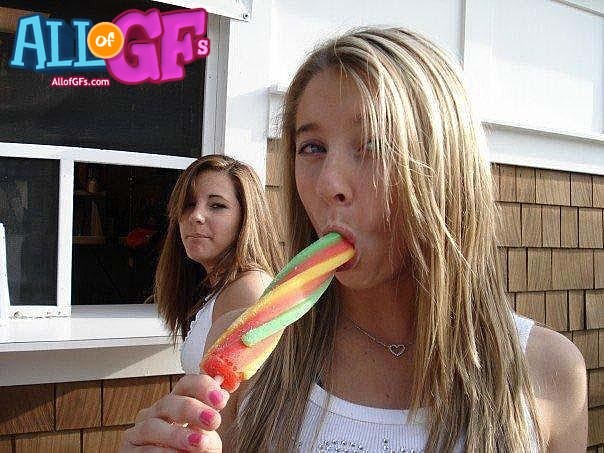 Uk girlfriends show suck skills
 #68194051