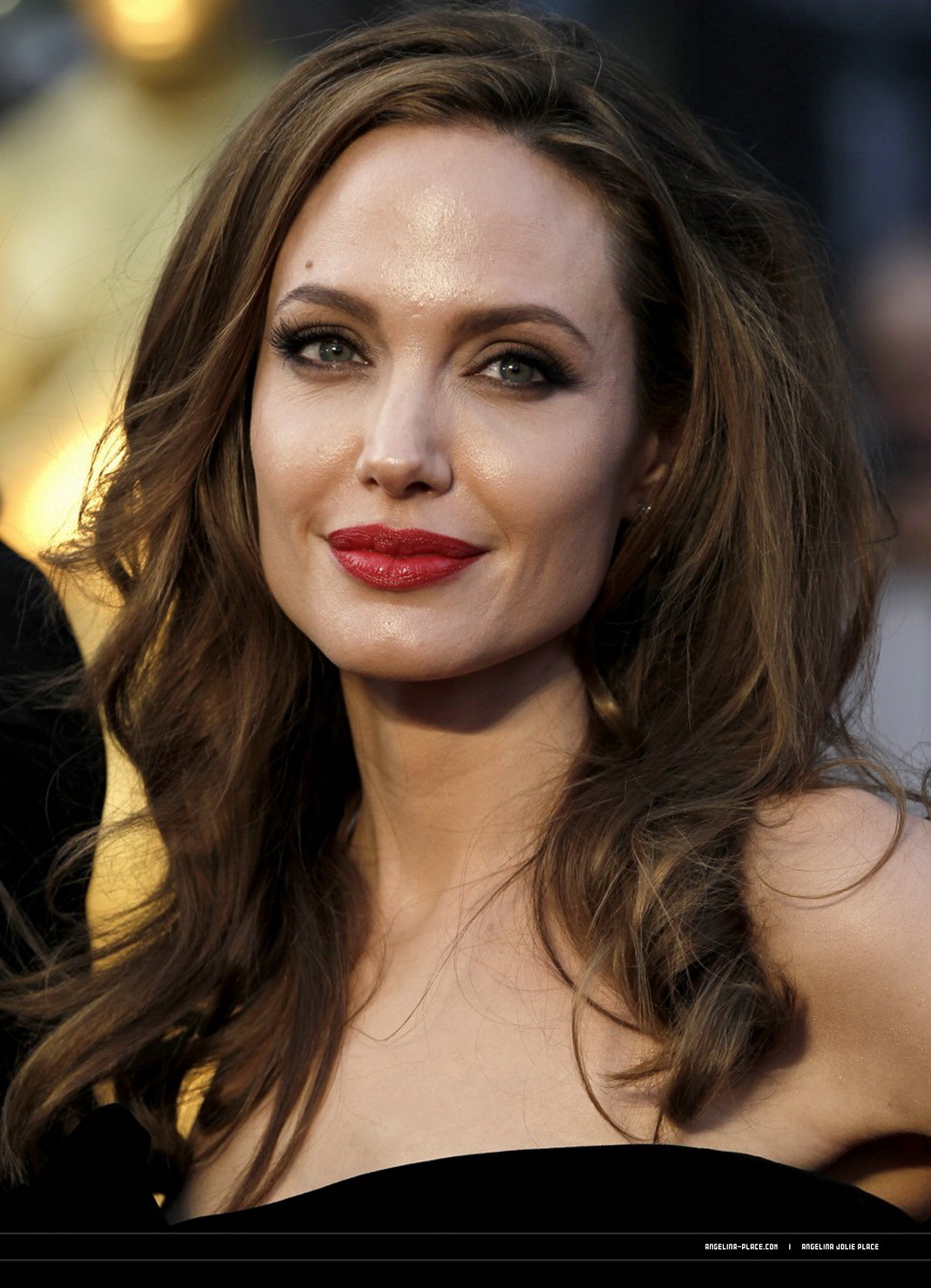 Angelina Jolie looking incredibly alluring and leggy at 84th Academy Awards phot #75272566