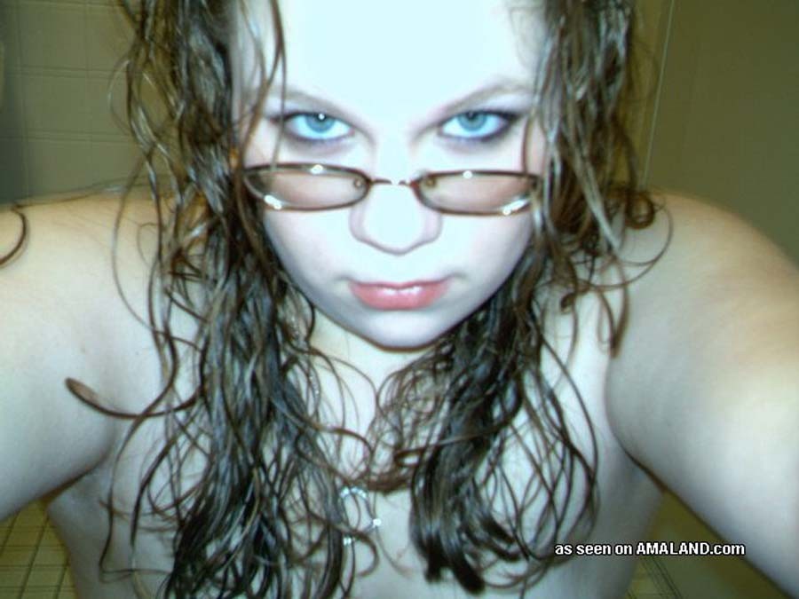 Picture compilation of a slutty BBW who got naked on cam #71725827