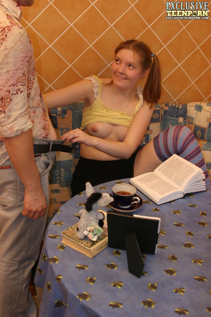 Joven travieso follando
 #76417527