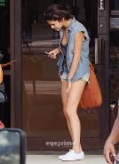 Selena Gomez Shows Big Cleavage And Long Legs In Front Of Tanning Salon
