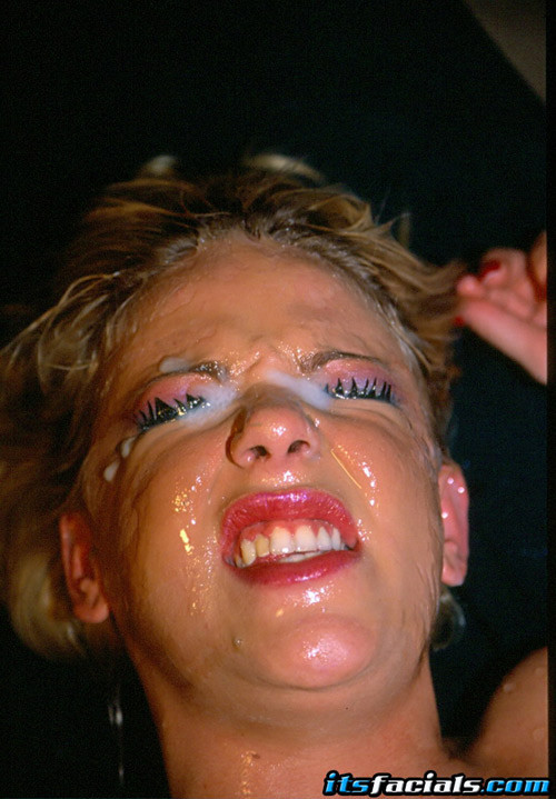 Blonde bitch in a very crazy facial fetish #73657881