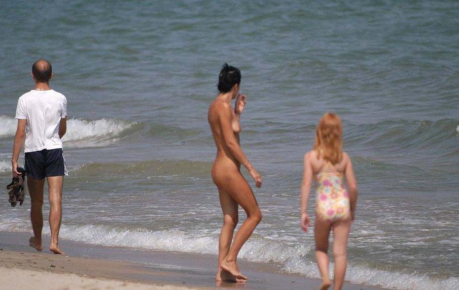 信じられないようなヌーディスト写真
 #72308376