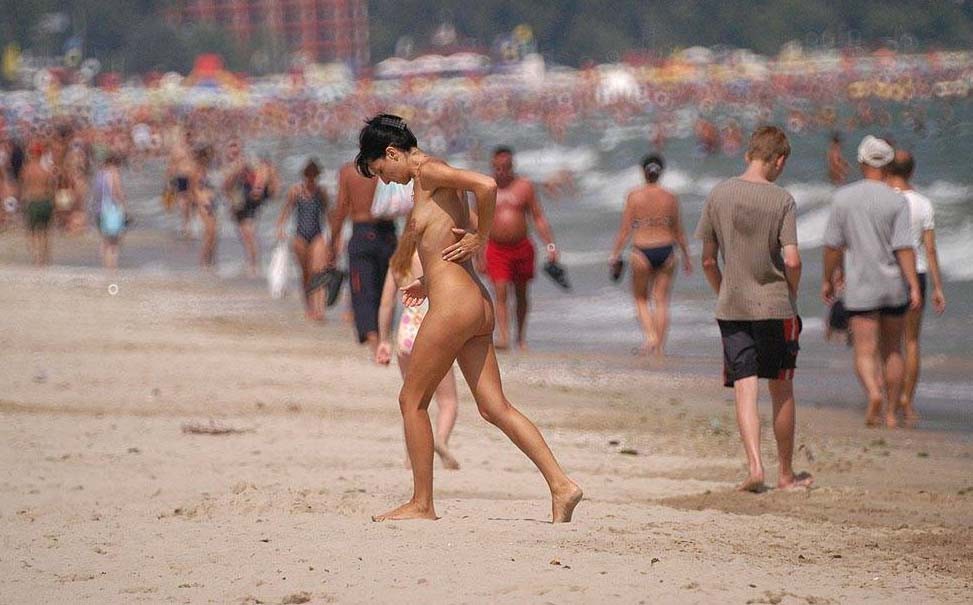 信じられないようなヌーディスト写真
 #72308396