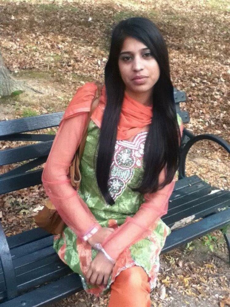 Real indian gfs are posing and naked gallery 63 #77762608