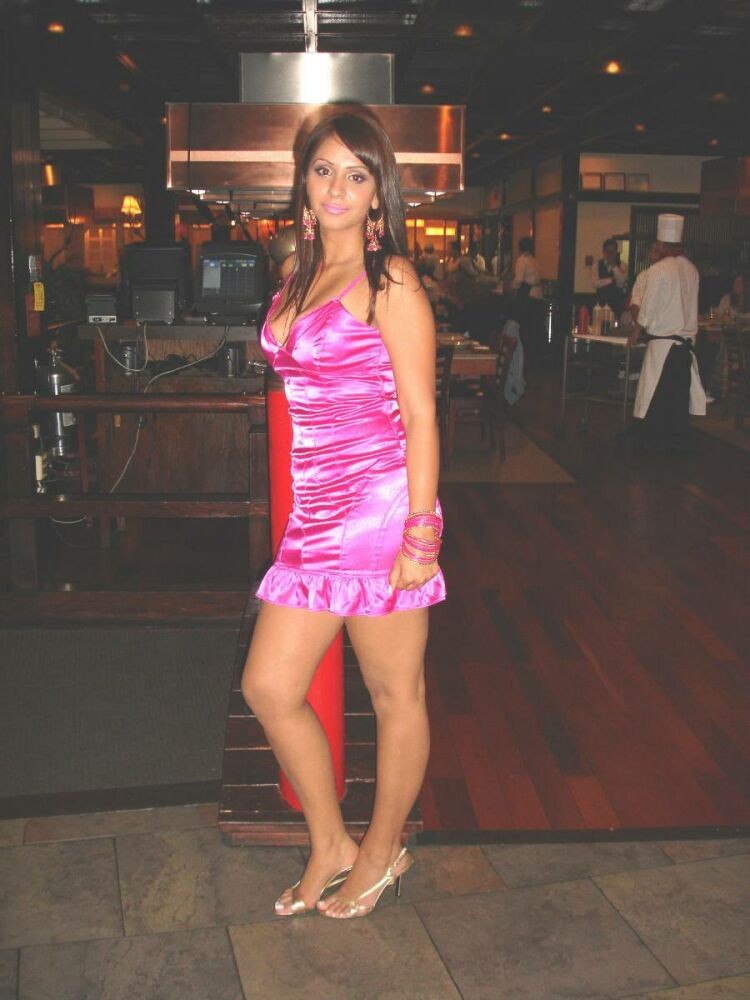 Real indian gfs are posing and naked gallery 63 #77762622