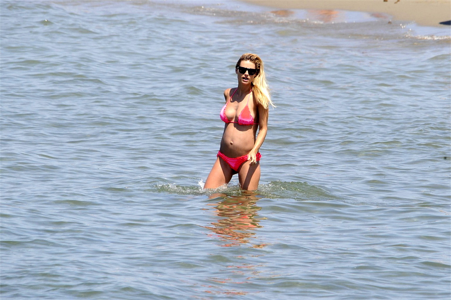 Michelle Hunziker pregnant wearing a bikini on the beach in Forte dei Marmi, Ita #75227881