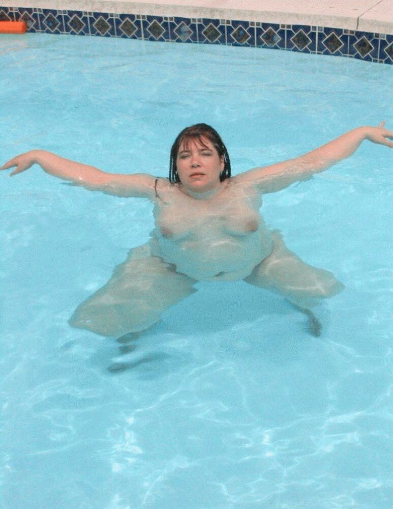 ティーニーbbw gfs posing for pics gallery 20
 #75505347