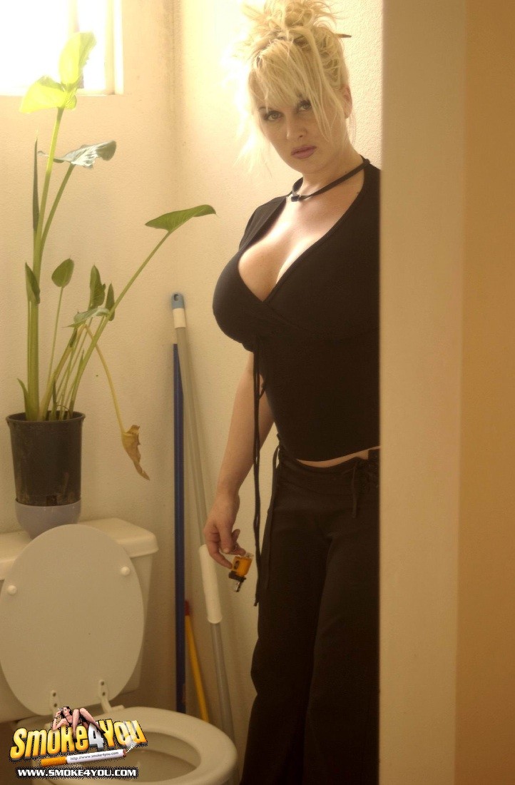 Huge Breasted White trash smokes like crazy on the toilet #76570706