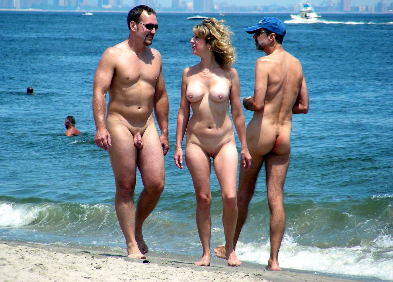 Lovely teenagers bare their bodies at a nudist seaside #72245424