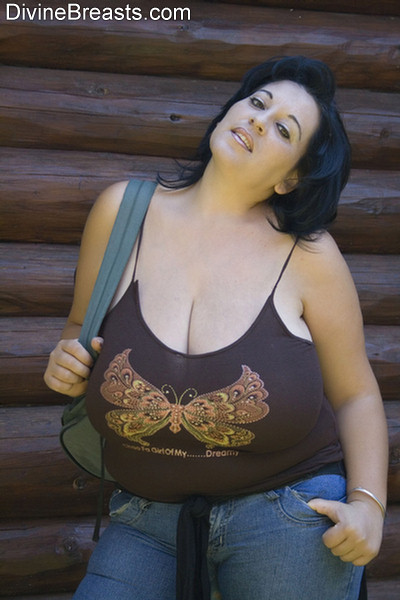 Amateur BBW babe Bianca unleashes giant tits outdoors #67235335