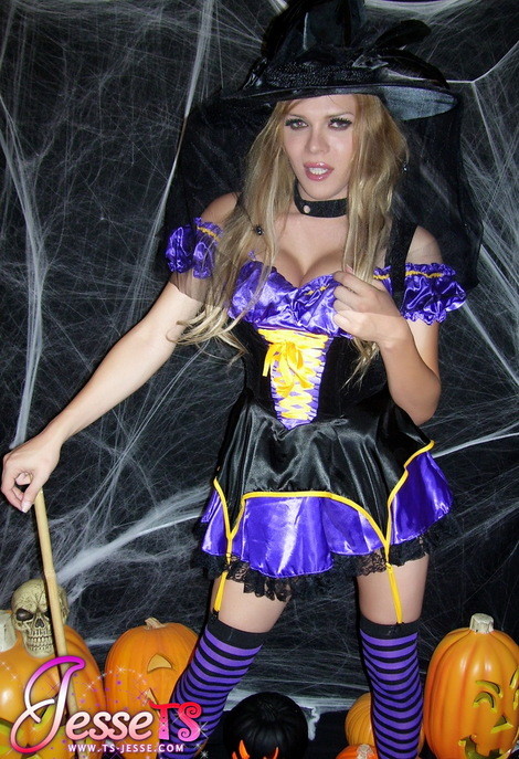 Witchy TS Jesse has a Halloween treat just for you #79235008