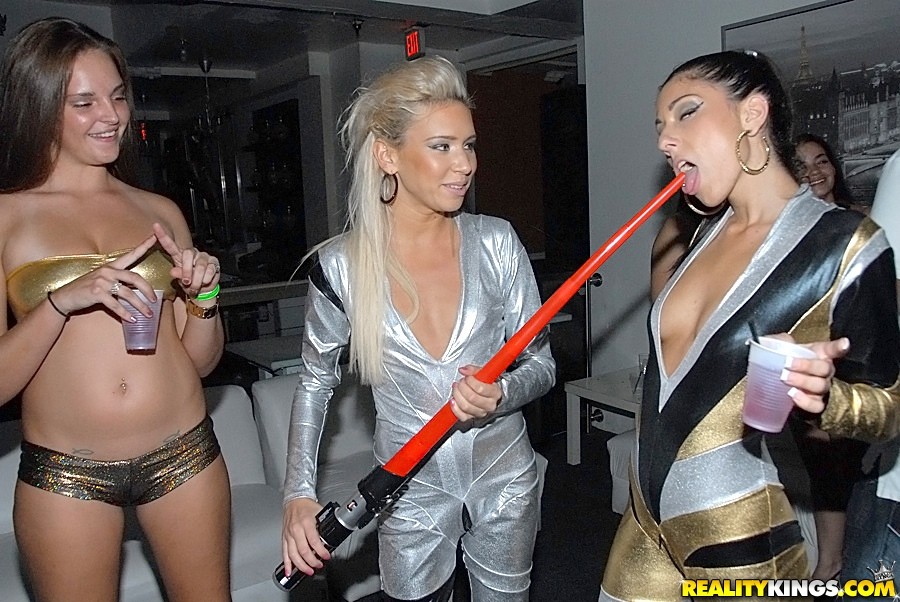Crazy startrek porn babes get fucked and licked in this star trek convention sex #74386798