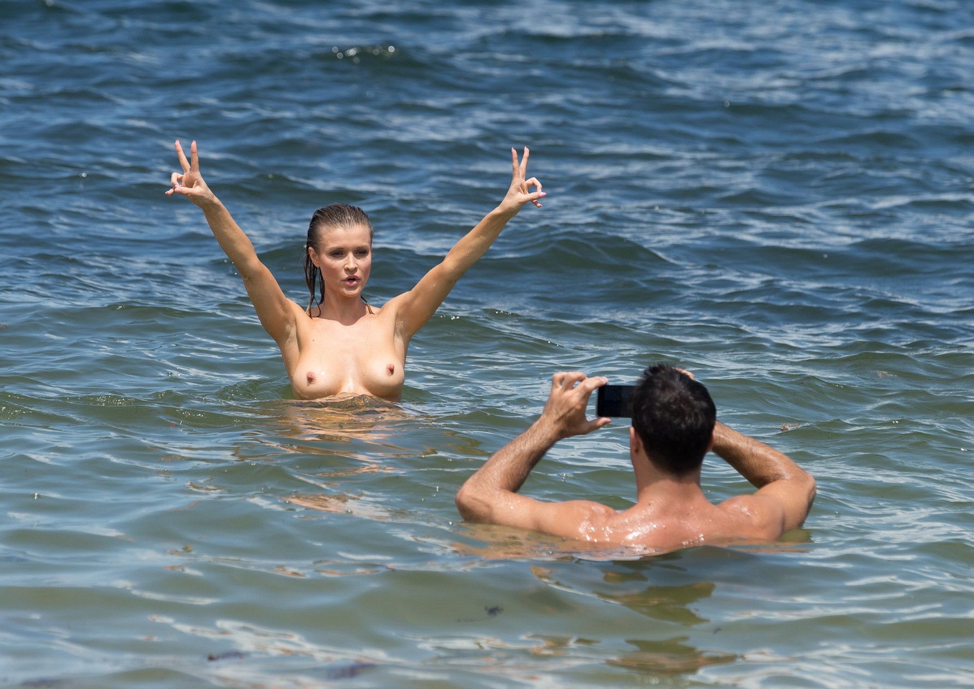 Joanna Krupa caught topless and fucking hard at the beach in Miami #75161674