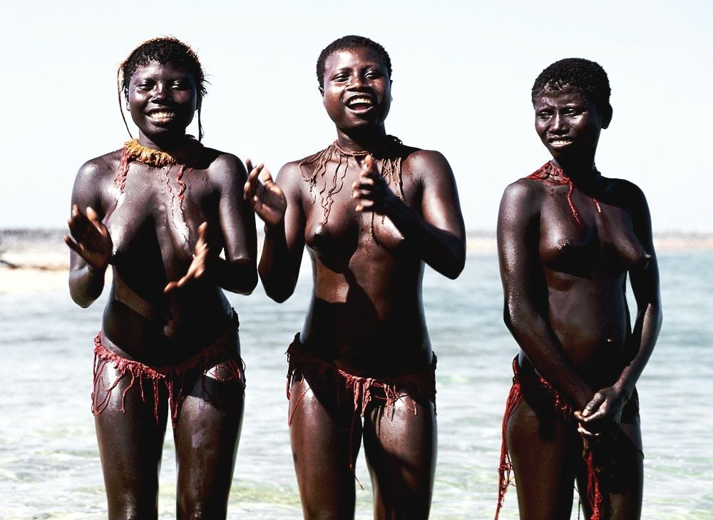 Real amateur members of native African tribes posing nude #67649959
