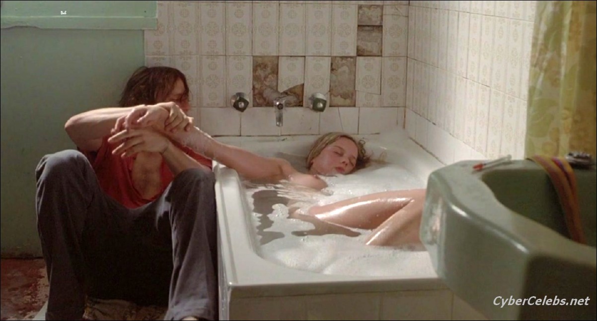 Abbie Cornish gets naked with Heath Ledger in the movie Candy #75314480