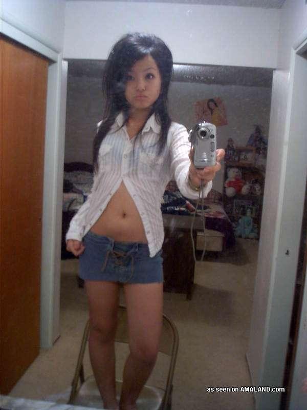 Compilation of an Asian chick selfshooting in her bedroom #69750438