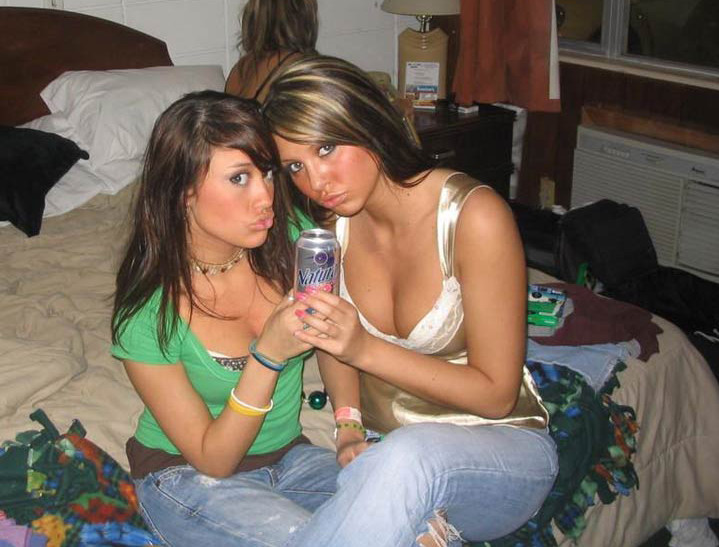 Nice picture gallery of wild and tipsy chicks #76395956