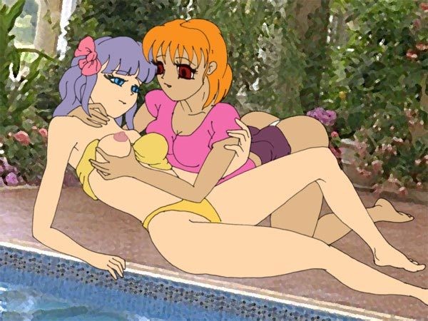 Anime-Schulmädchen schreit vor Schmerz in der Mädchenumkleide
 #69593407