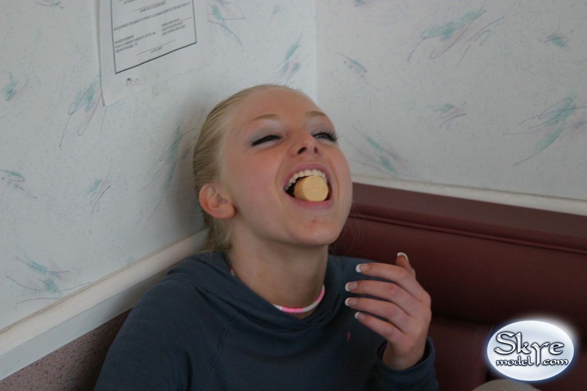 Blonde amateur teen licks ice cream #67218095