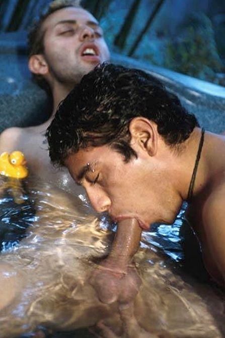 Latino twinks enjoy mutual blowing and screwing in jacuzzi #76969200