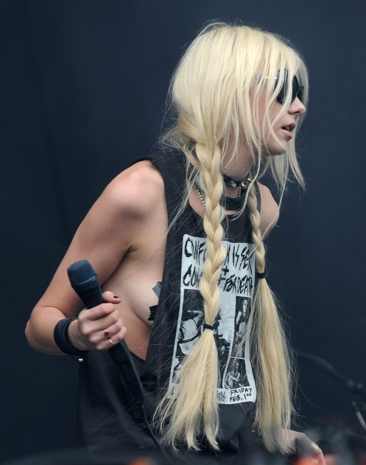 Taylor Momsen performing with taped nipples on 2011 Download Festival