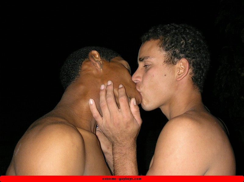 ¡Chicos de todas las razas un sitio!
 #75681933