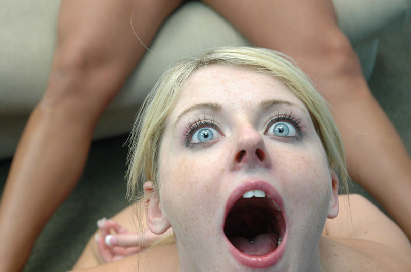 Blond booty blows a stud. #76871760