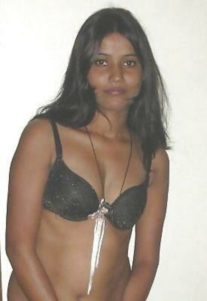 Indian gfs are posing and fucking gallery 7 #79490651