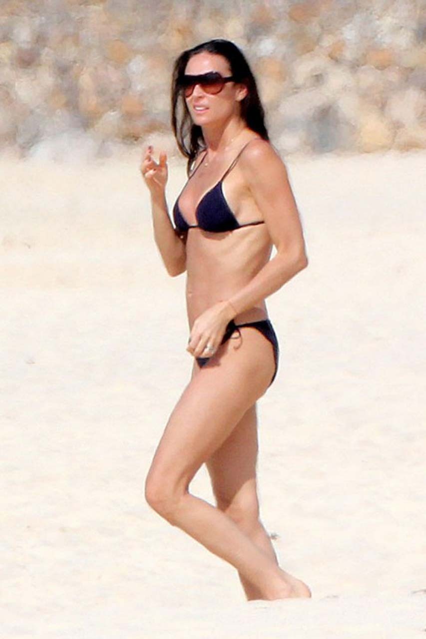 Demi Moore exposing sexy body and hot ass in black bikini on beach #75317279
