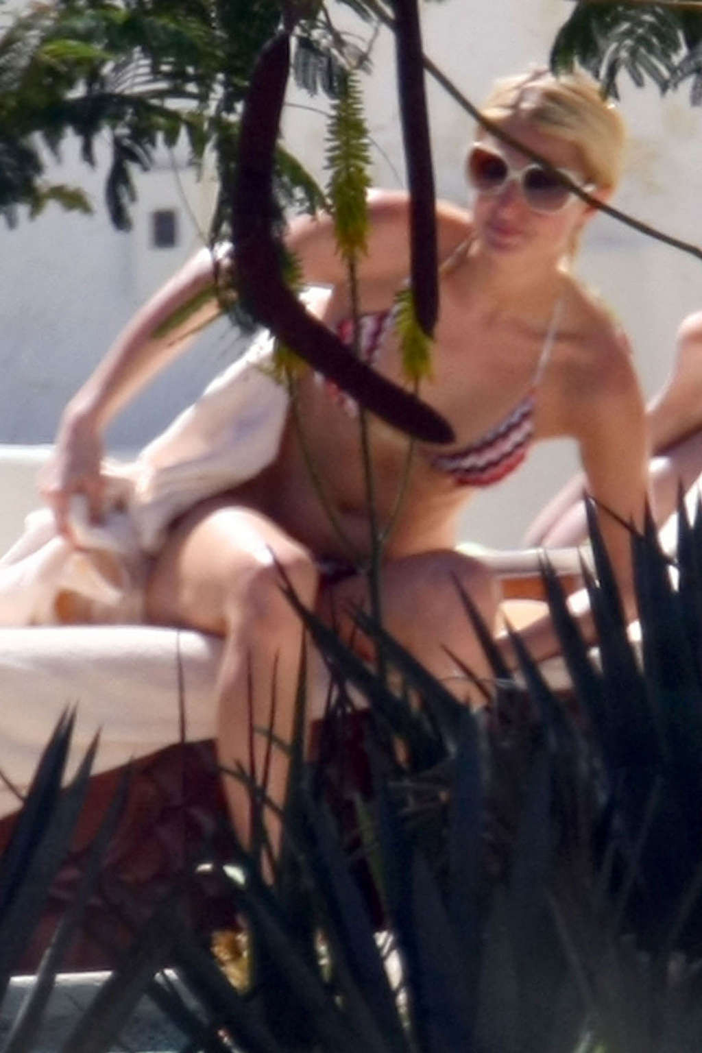 Paris Hilton enjoying on pool in topless very hot photos #75356448