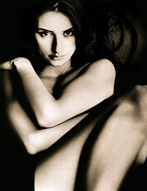 Exotic celebrity Penelope Cruz showing her hot nude boobs #75430118