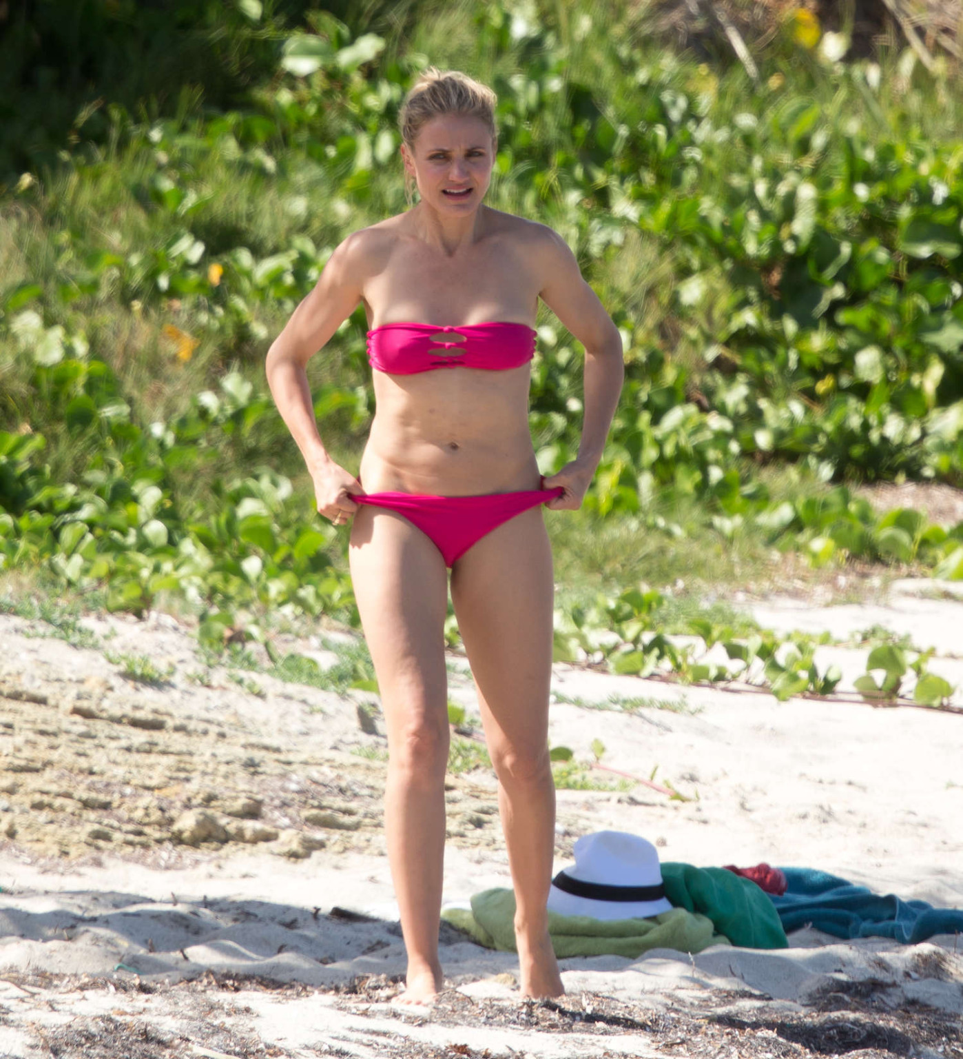 Cameron Diaz wearing tube pink bikini at some Caribbean beach #75201357