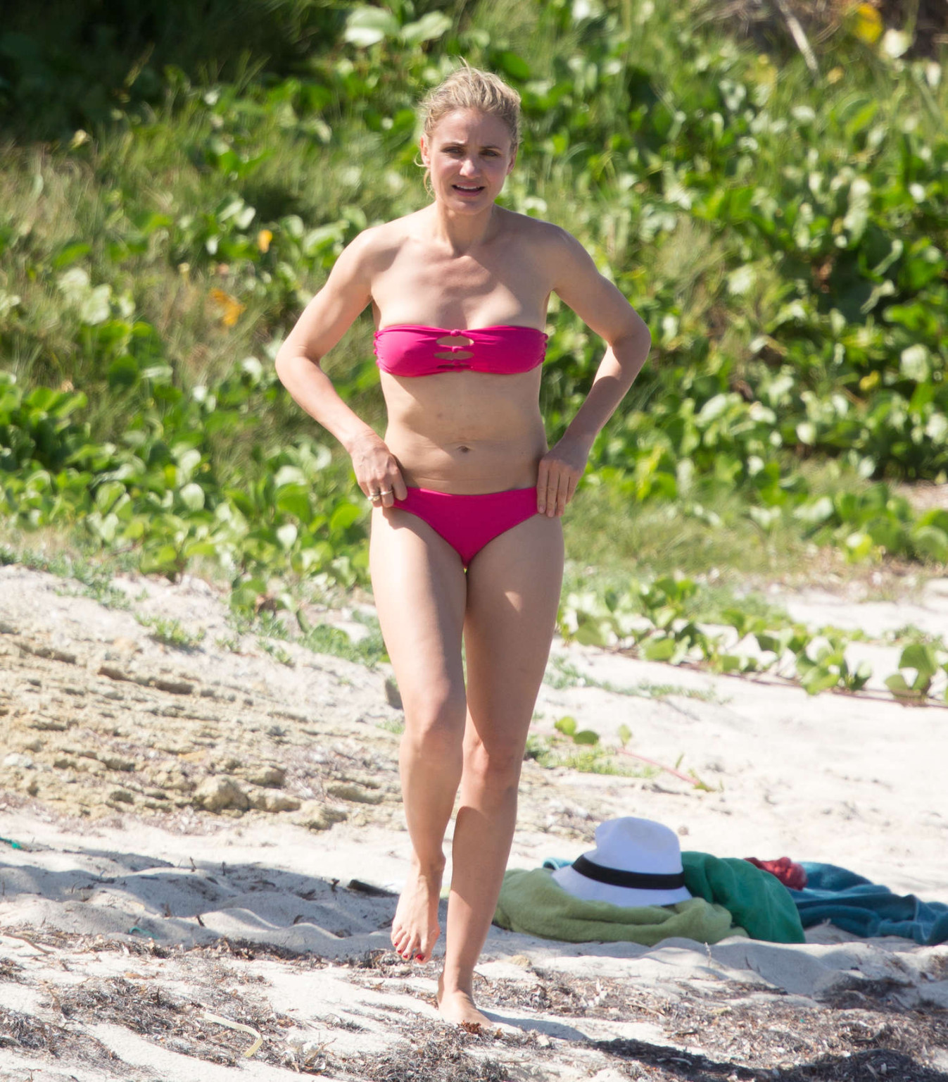 Cameron Diaz wearing tube pink bikini at some Caribbean beach #75201366