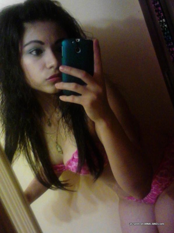 Amateur Mexican babe camwhoring in front of the mirror #77028968