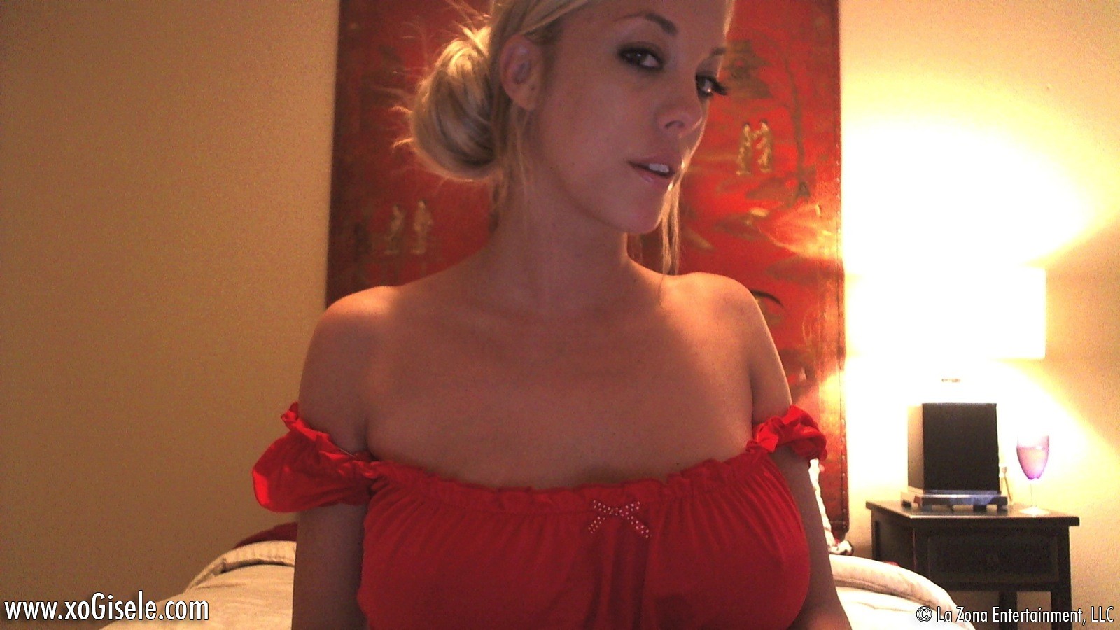Busty blonde toying on webcam #67386994