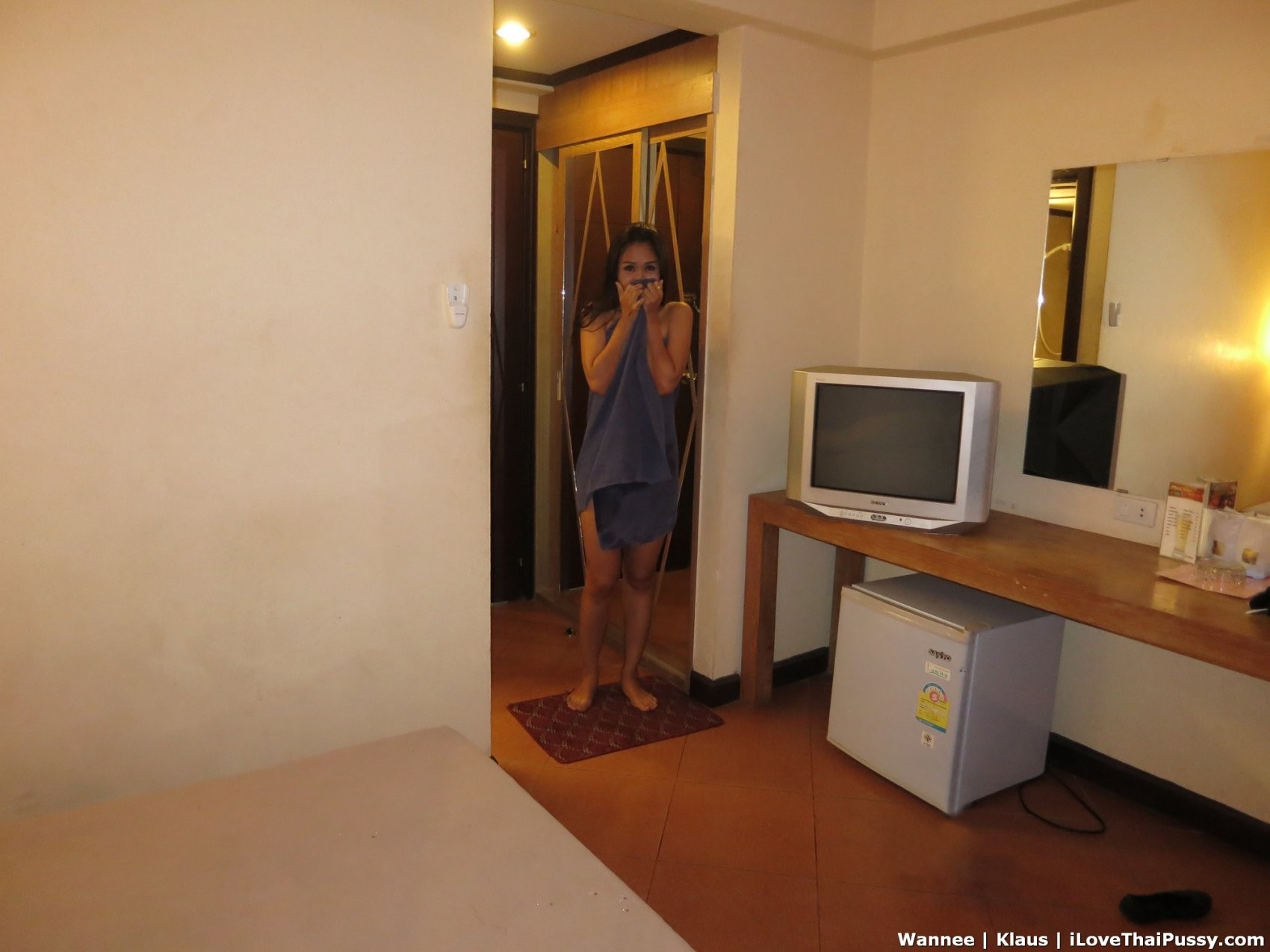 Salope thaïlandaise chaude de Bangkok baisée à nu par un touriste sexuel, pute asiatique
 #67671684