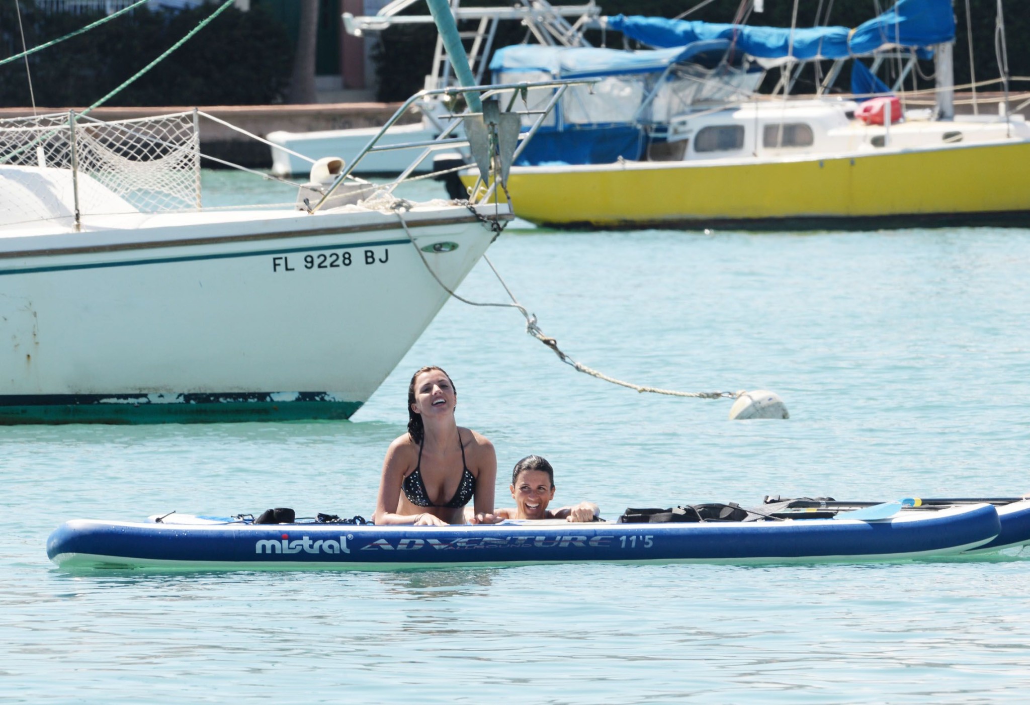 Lucy Mecklenburgh in bikini nero paddleboarding a Miami
 #75202635