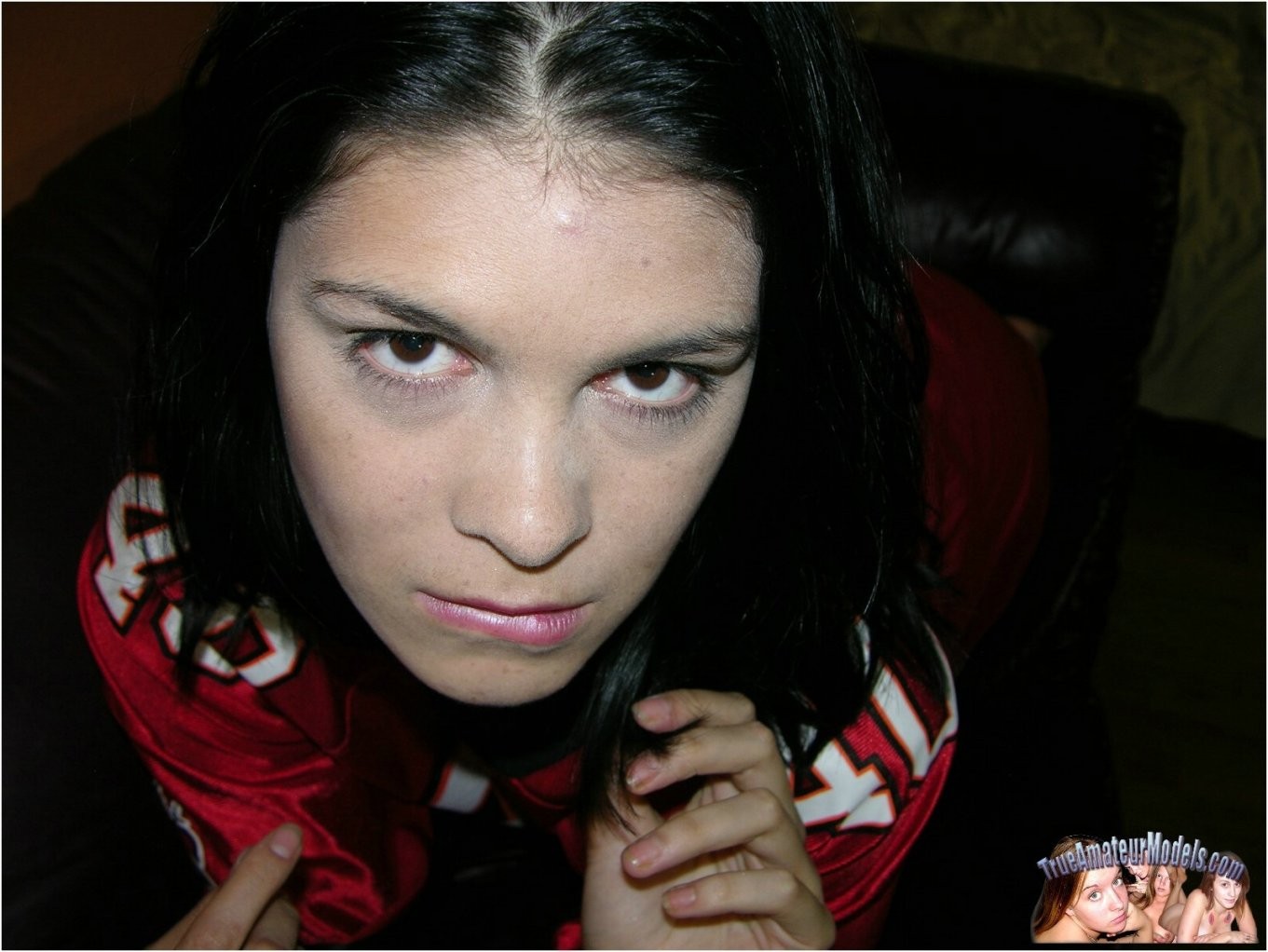 Amateur latina enfadada abriendo su culo rosado dolorosamente apretado
 #68315380