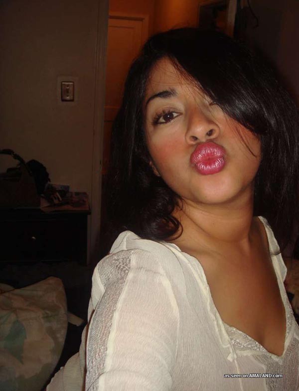 Wunderschöne Latina mit großen Titten
 #75508756
