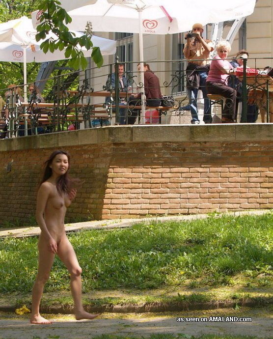 Eighteen year old Asian girlfriend takes a naked walk in public #68470412
