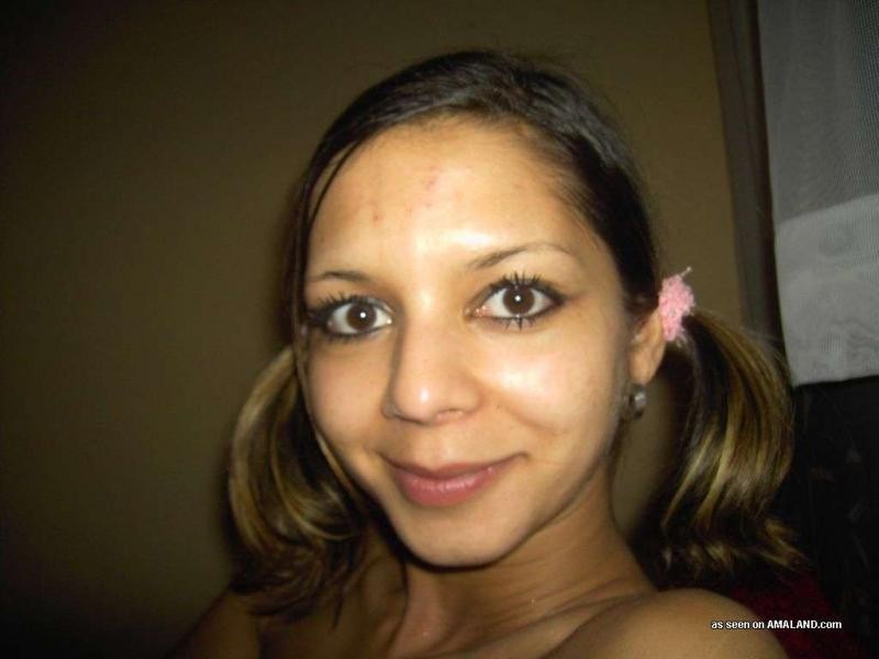 Chick strips naked and pleasures her boyfriend