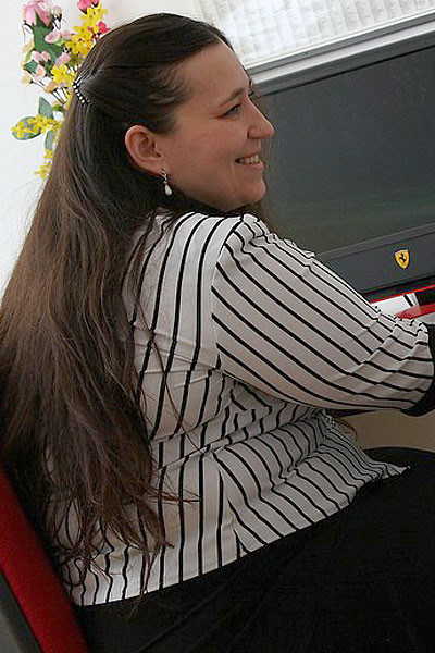 Er kommt ins Büro und die bbw setzt die Bewegungen auf ihn, um ihre Muschi zu pumpen
 #71832226