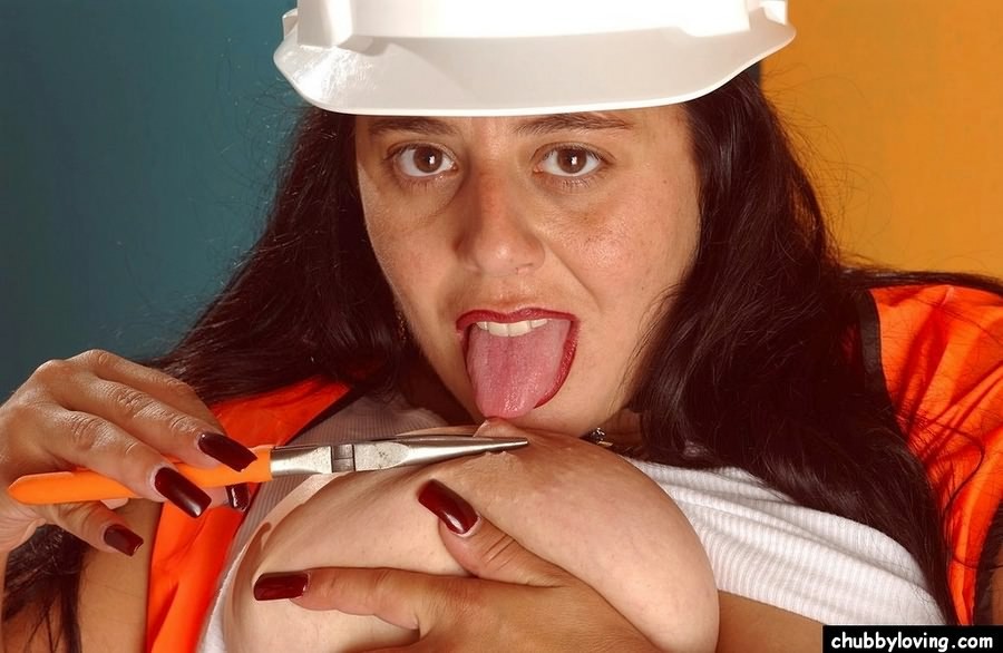 Fat mature in builder uniform Tanya Tung pleasing hairy pussy #71742569