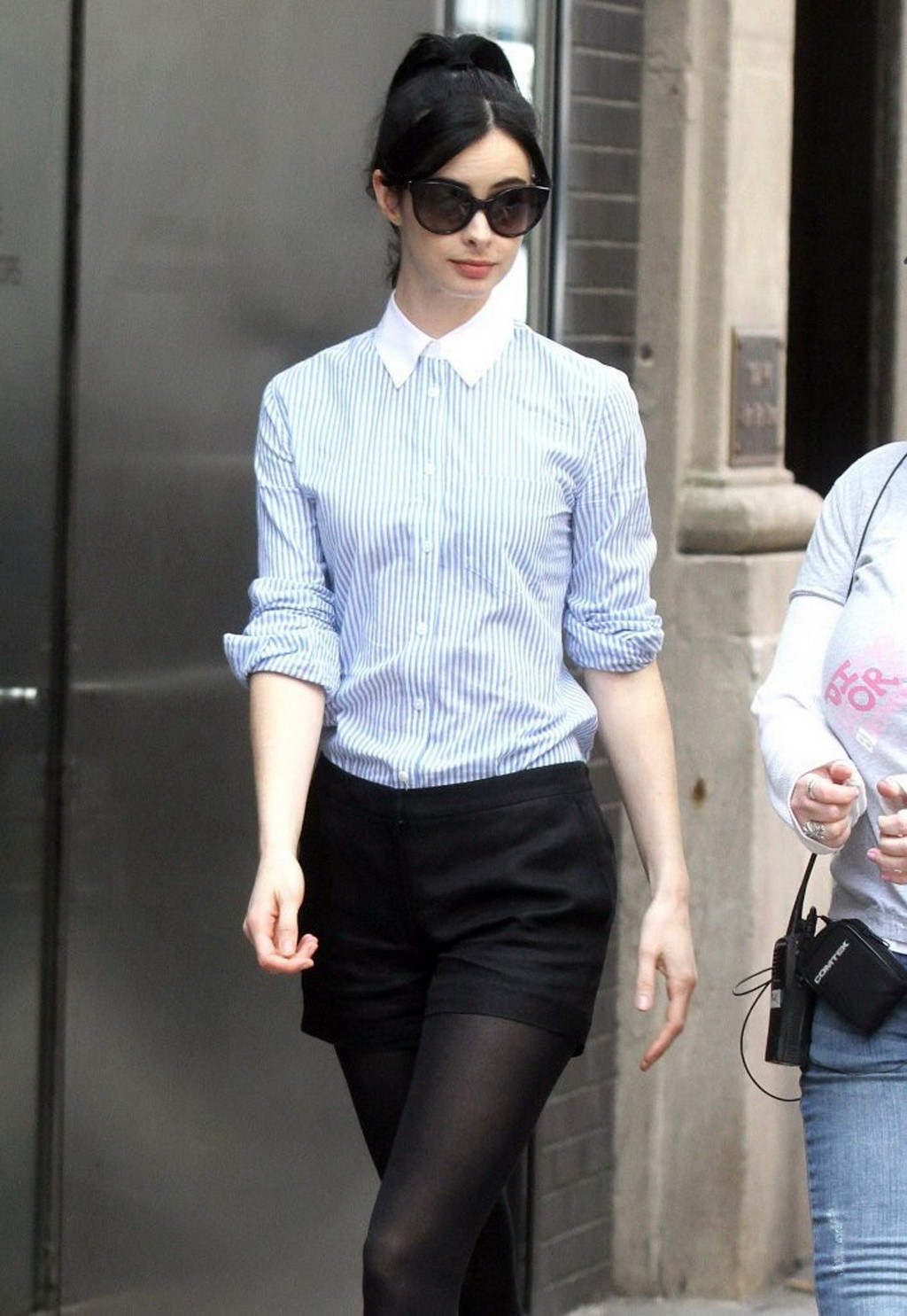 Krysten ritter leggy wearing shorts pantyhose on the set of 'assistance' in new
 #75236416