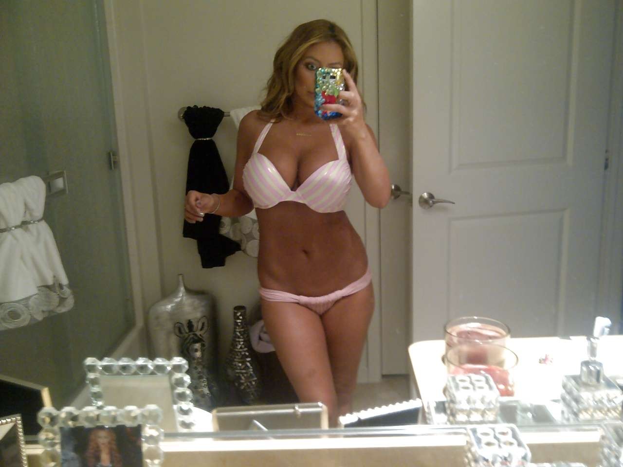 Aubrey O'Day posing in various bikinis and topless selfshoot for Twitter #75295174