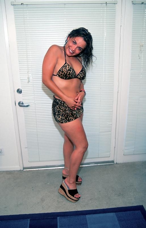 Big titted brunette mature mom posing #74990811