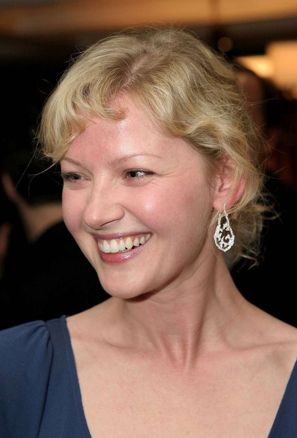 Gretchen mol che espone le sue belle tette enormi con altre ragazze in scena di film nudo
 #75330035